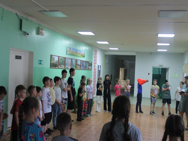 Жизнь в летнем лагере.